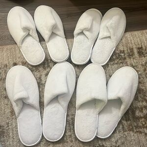 NEW - Lot of 4 White Spa Hotel Slippers Luxury Super Soft Slipper